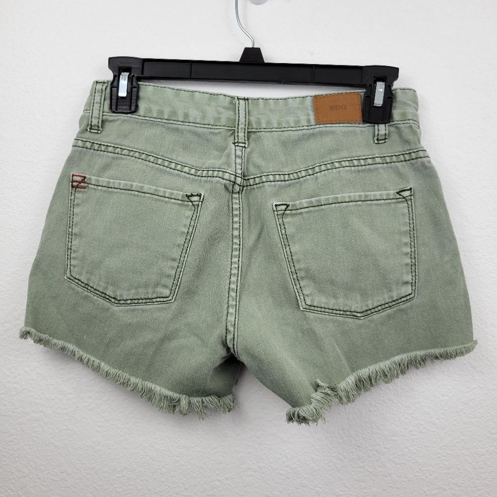 BDG Green Distressed Shorts Size 24 - Picture 5 of 10